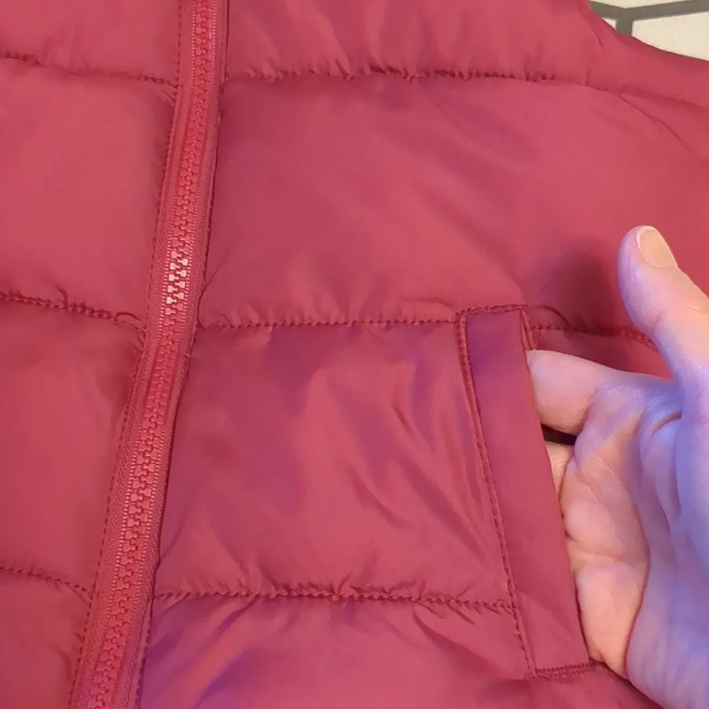 Old Navy girls pink puffer vest size 4t zipper closure with pockets